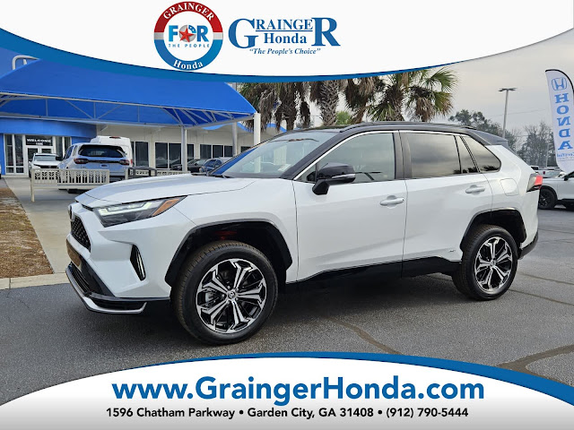 2025 Toyota RAV4 Plug-In Hybrid XSE