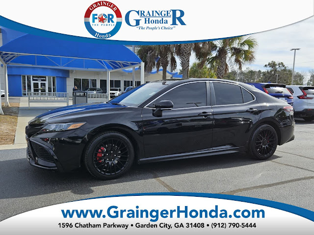 2023 Toyota Camry SE Nightshade