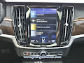 2017 Volvo S90 Momentum