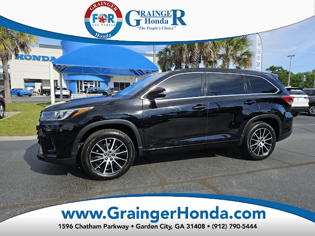 2017 Toyota Highlander SE