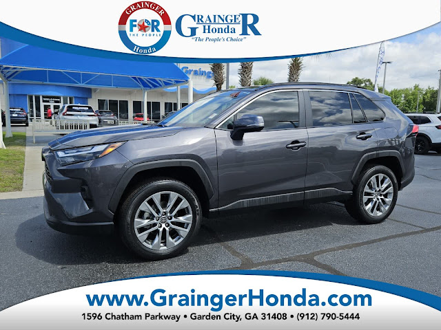 2024 Toyota RAV4 XLE Premium