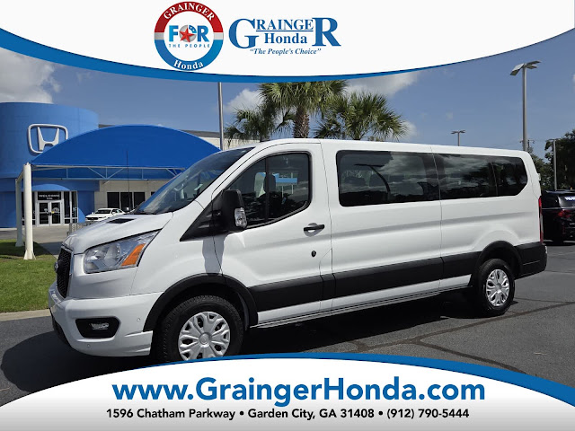 2022 Ford Transit Passenger XLT