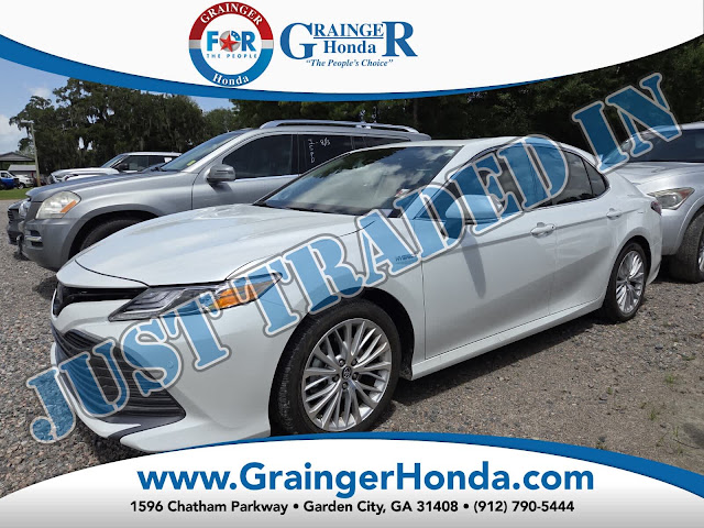 2019 Toyota Camry Hybrid XLE